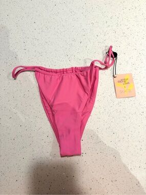 NWT Skatie Bobbi Bikini Bottoms - Dahlia Hot Pink - S